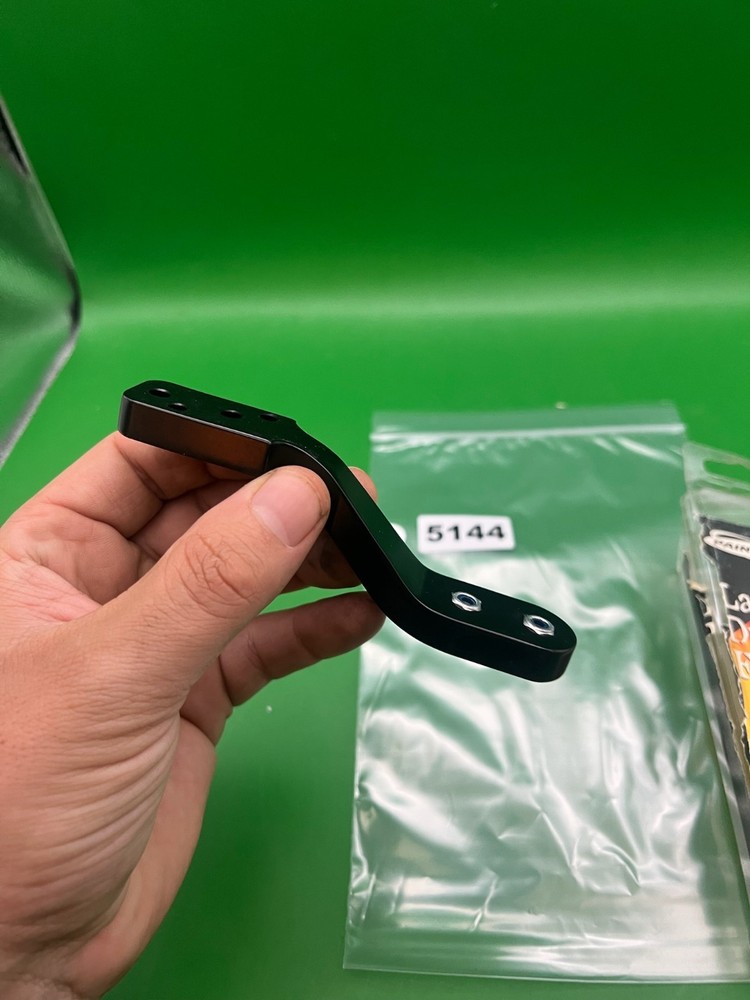 Lazy Z Drop Forward Black