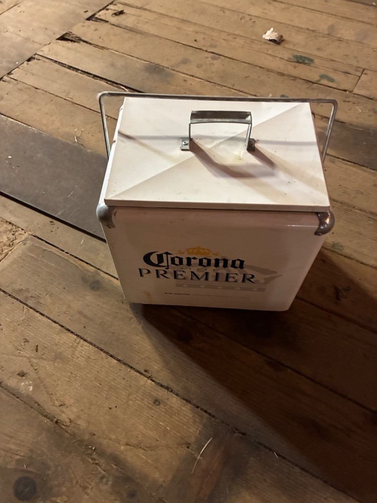 vintage corona cooler