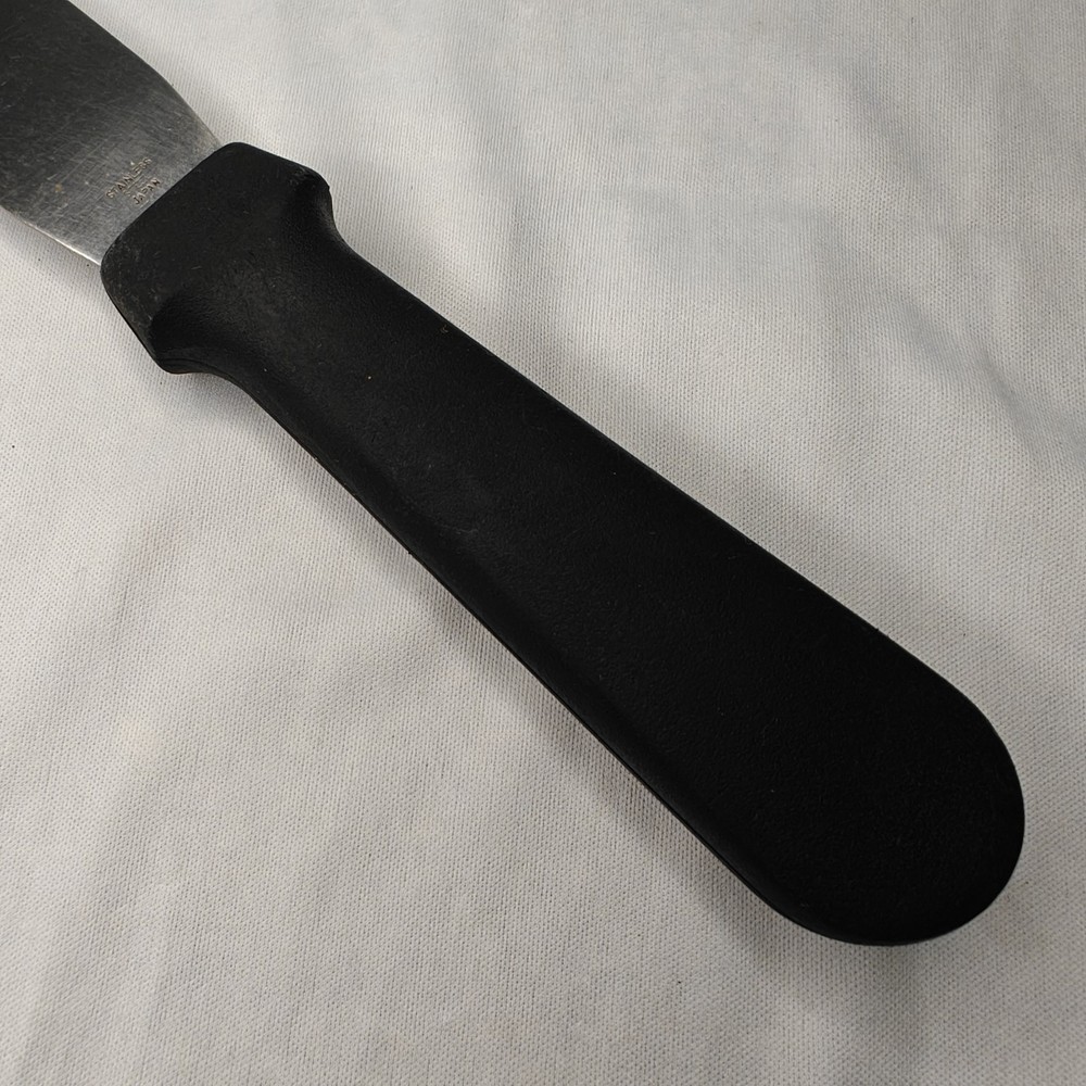 13" Stainless Spatula w/Plastic Handle