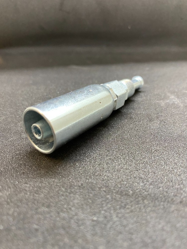 MIX-04-04 (1) COMPRESSION STYLE CRIMP-ON FITTING MIX MALE INVERTED SAE PIPE