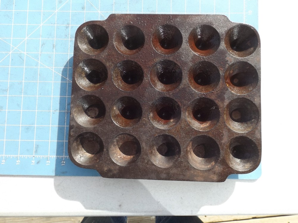 Old Mining Nipple Ingot Crucible Cast Iron Pan Tray