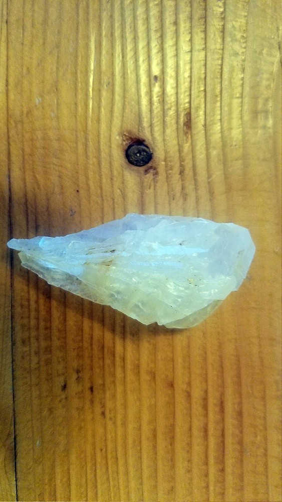 Natural Crystal for Pendulum or Reiki Healing