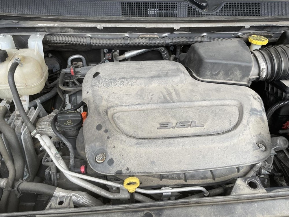 Fuse Box Engine Fits 20-22 VOYAGER 1053072