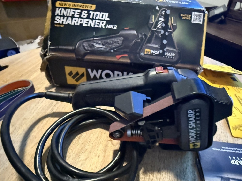 Work Sharp Knife and Tool Sharpener with extra replacement belts (WSKTS2)
