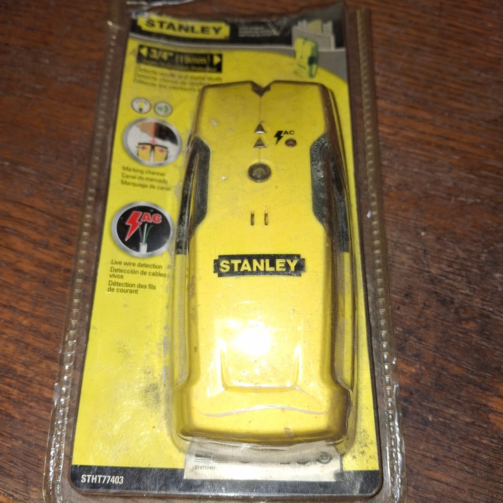 STANLEY STHT 77404 Stud Finder Sensor bare tool Good preowned condition used