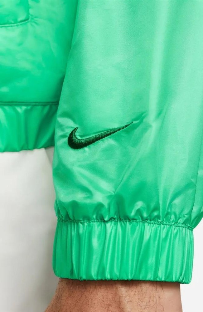 NIKE Unscripted Phoenix Water Repellent Golf Jacket in Spring Green Size L