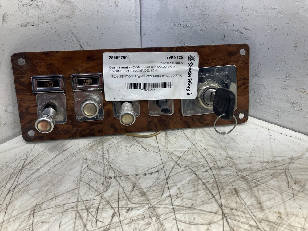 1987-2001 Kenworth T800 IGNITION Dash Panel - Used