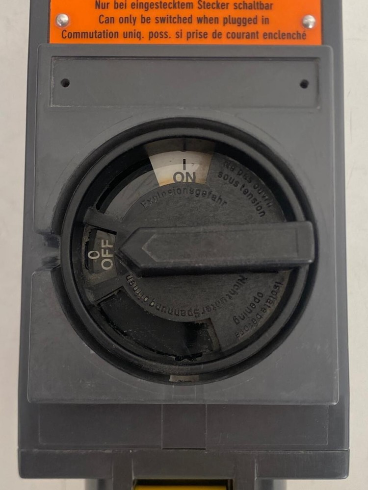 STAHL / SWITCH SOCKET / 8575/11-304 / PTB 01 ATEX 1044