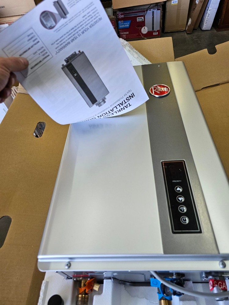 Rheem Natural Gas Indoor SMART Tankless Water Heater 9.5 GPM ECO200DVELN-3