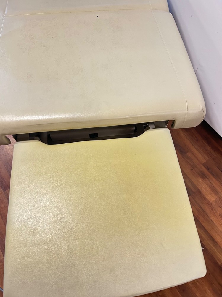 Ritter Midmark 204-002 Exam Table