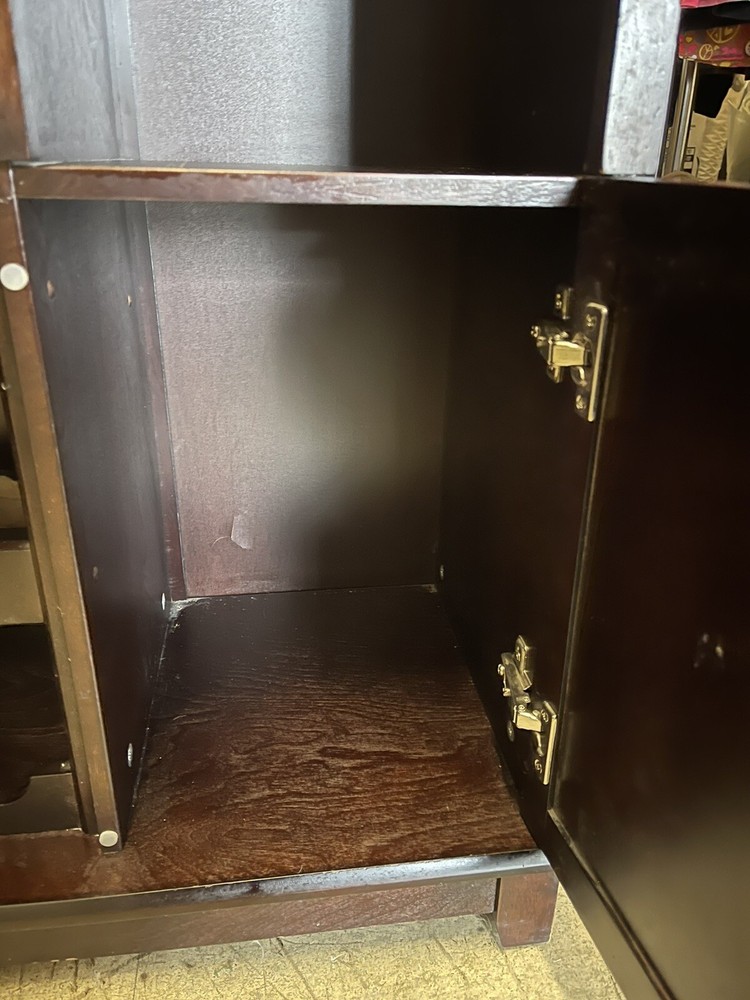 Bar Cabinet With Expandable Top