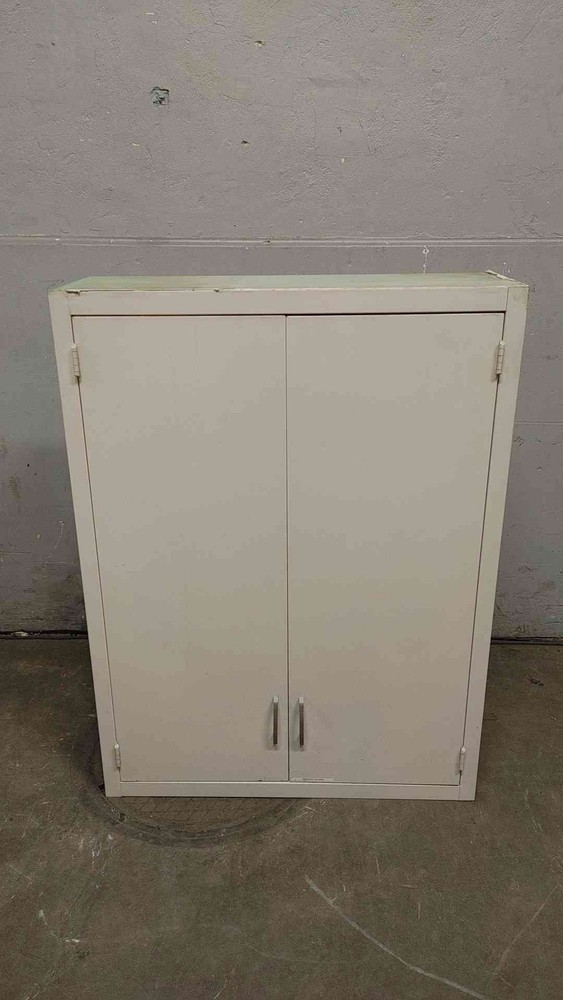 Kewaunee 3' Overhead Casework With Solid Metal Doors (108635)