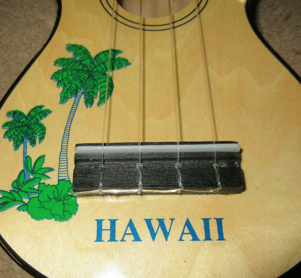 Ukulele: Hawaii: 20" Long: Unbranded