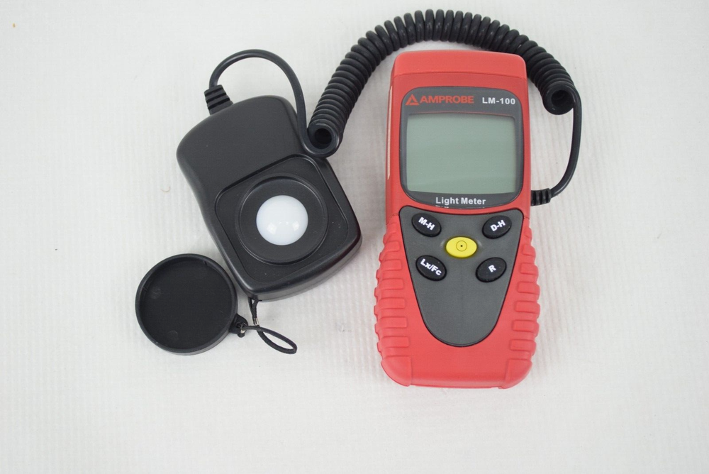 Amprobe LM-100 Light Meter with Sensor and Cap