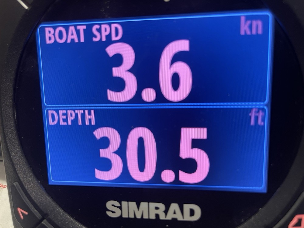 Simrad IS40 NMEA2000 Instrument Data Display 10565976