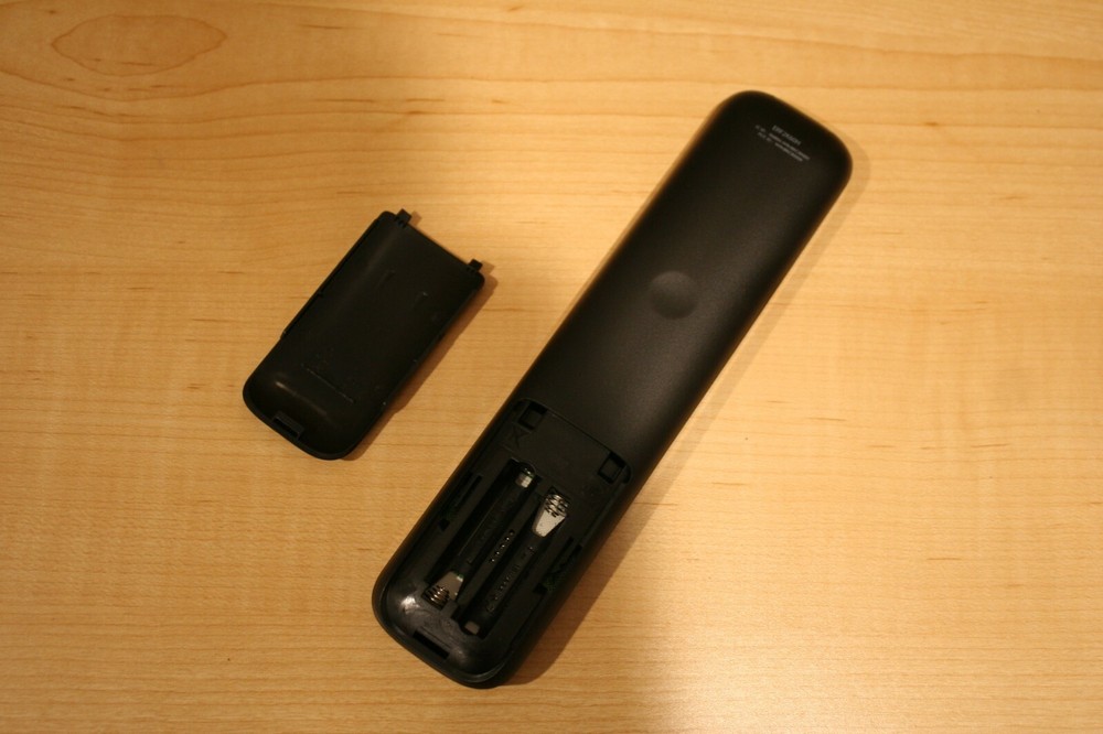 Genuine Hisense ERF2K60H Voice control remote