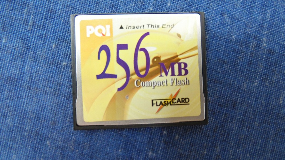 256MB Compact Flash Card & Adapter PQ1 PQI