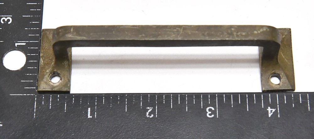 4 MATCHING BRASS ARTS AND CRAFTS STYLE DRAWER PULLS