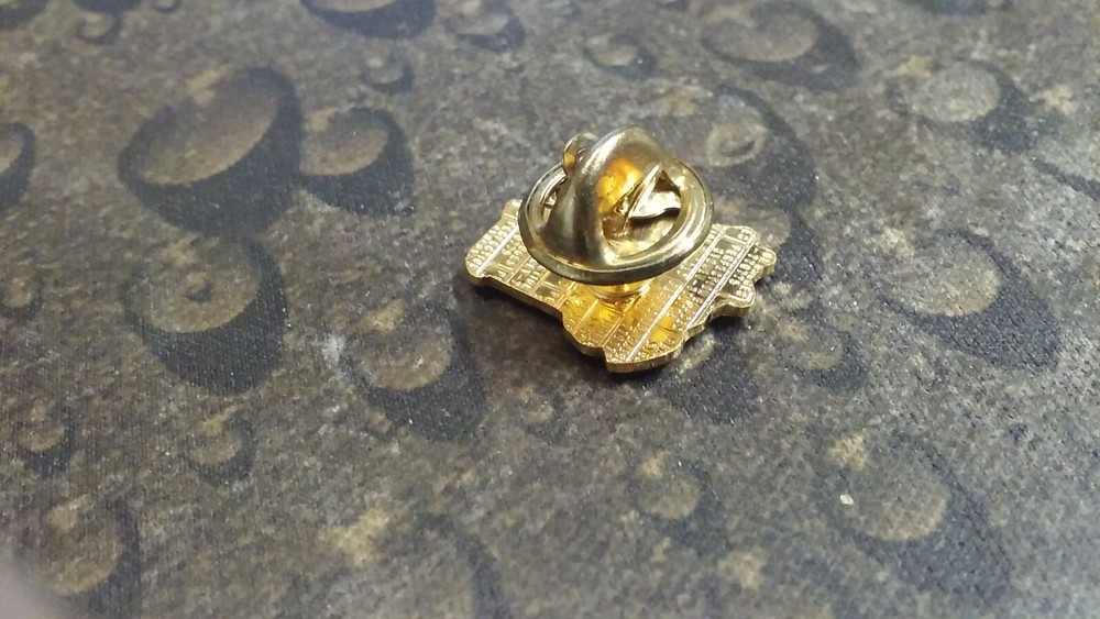 Duck-Billed Platypus lapel jacket pin badge