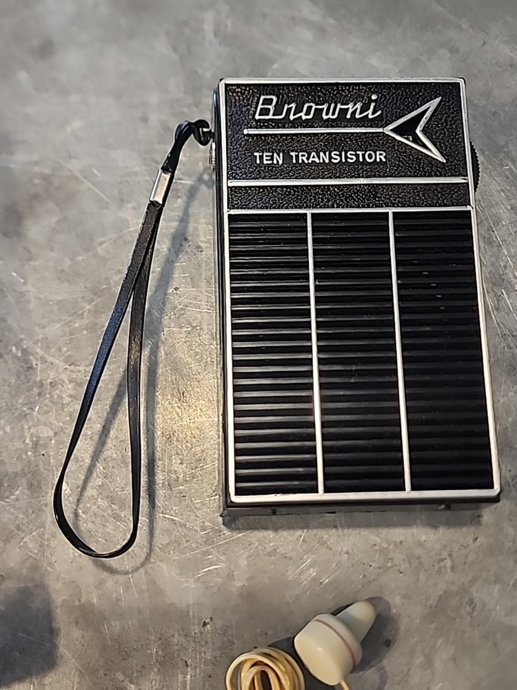 Browni De-luxe 10 Transistor Radio Model VC-110