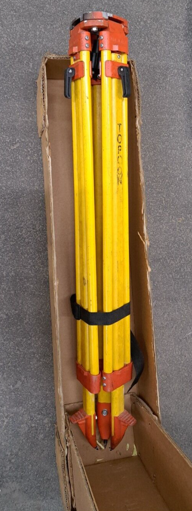 TOPCON ADJUSTABLE TRIPOD 42" CLOSED HEIGHT 64" MAXIMUM HEIGHT