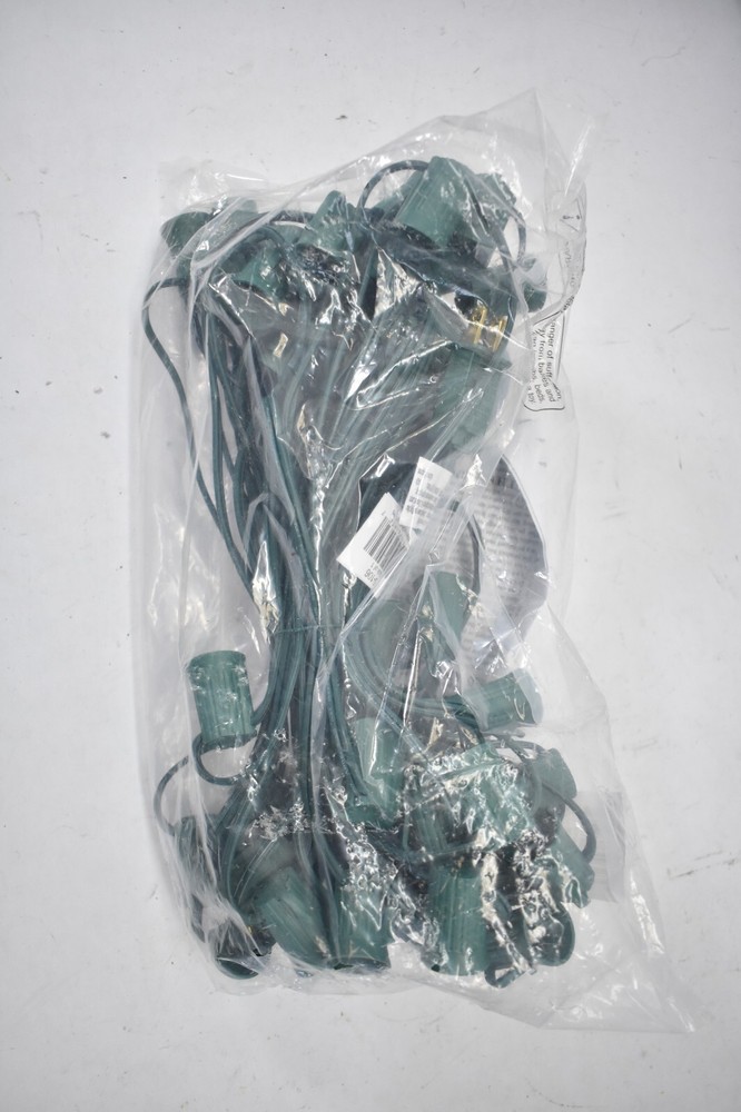 Wintergreen Lighting C9 E17 Base Light Stringer 7 AMP SPT 1 Green Wire