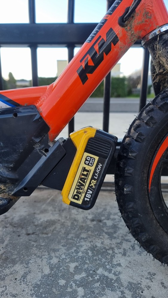 Stacyc Dewalt Battery Adapter - 12" and 16"
