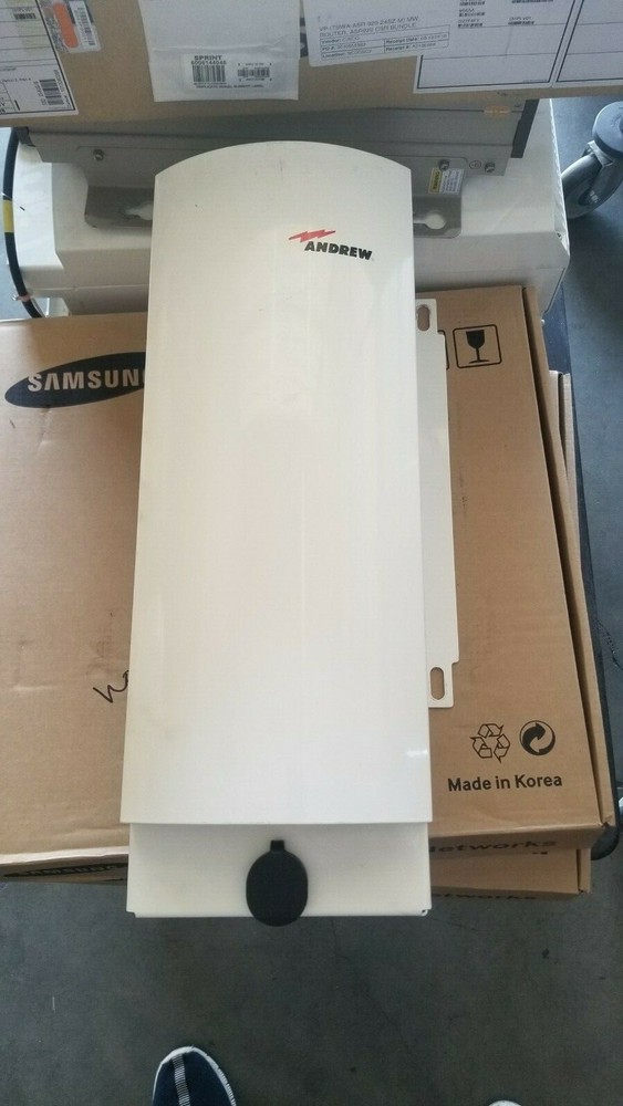 Andrew Mikom Broadband PCS Repeater Node Interface Unit