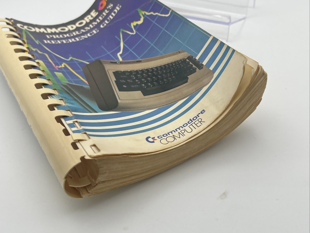 Commodore 64 Programmers Reference Guide CBM 1983 1st Edition 5th Printing Worn