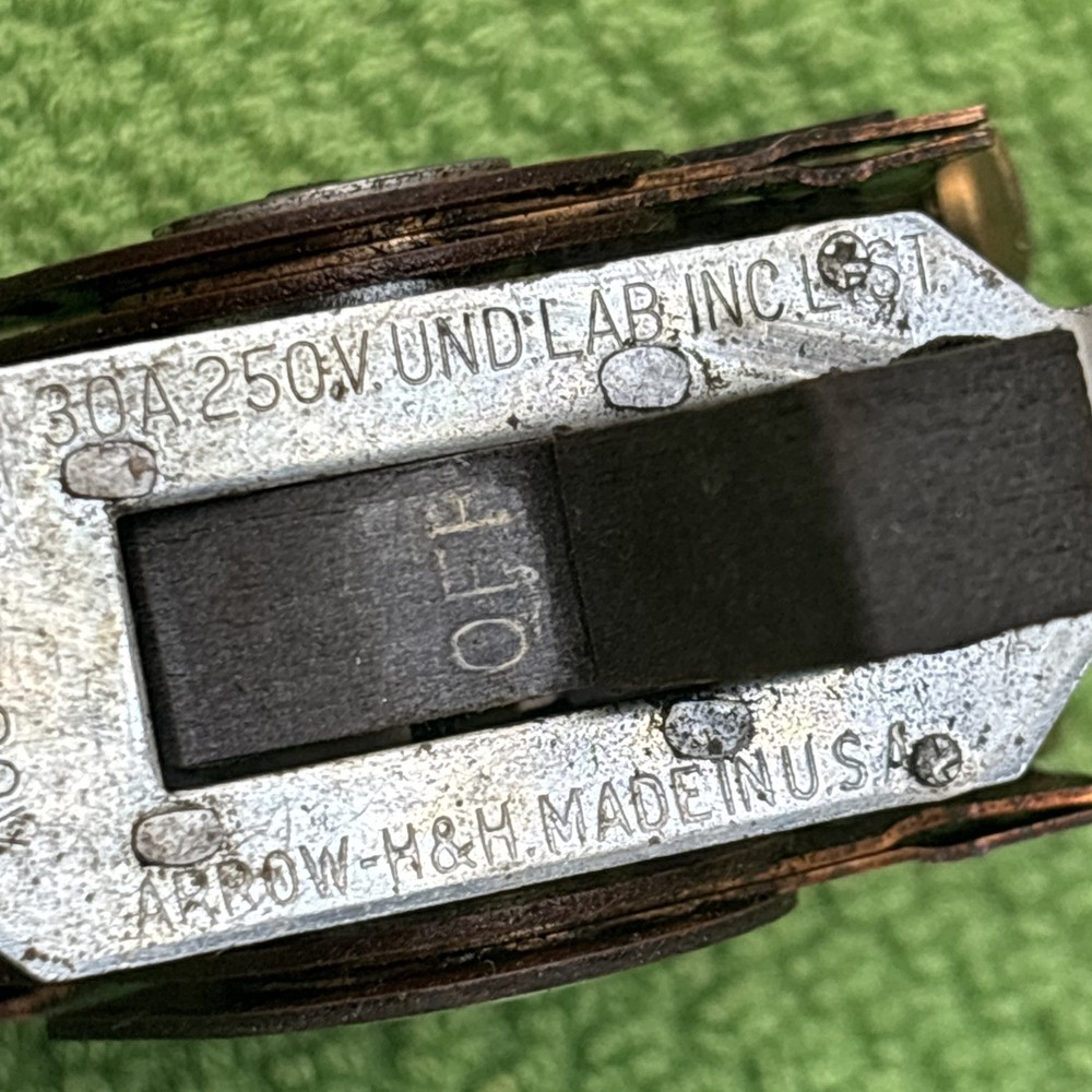 FLOOR MACHINE ARROW ON/OFF SWITCH, OBSOLETE TESTED WORKING