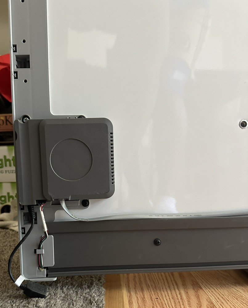 SMART Board SB680 77" Interactive Touch Sensitive Whiteboard w/ Pen Tray
