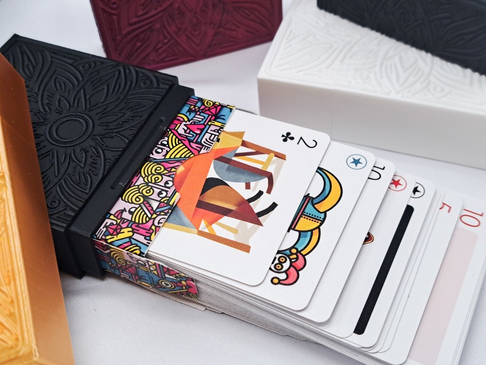 Playing Card Protector Box Hard Plastic Durable Stylish Portable Case
