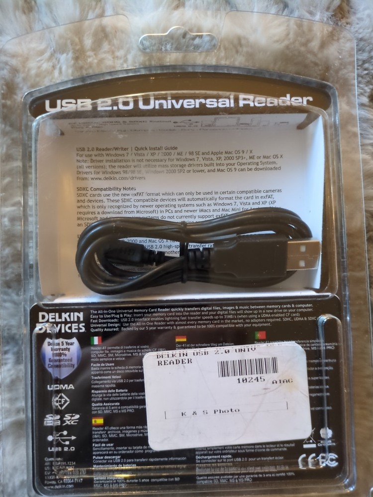 Delkin Devices All-in-1 USB 2.0 Flash Memory Card Reader