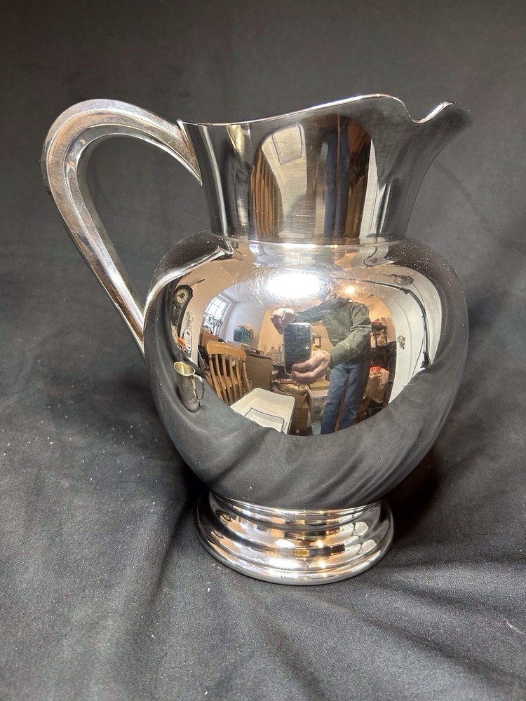 Reed & Barton Hollowware Pitcher Mayflower Pattern 5460 8 H.P
