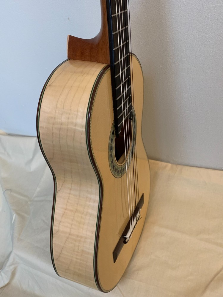Classical Guitar Antonio Torres FE17 Model