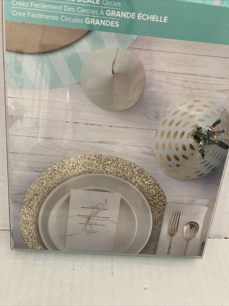 We R Memory Keepers Template Studio Large Scale Circles