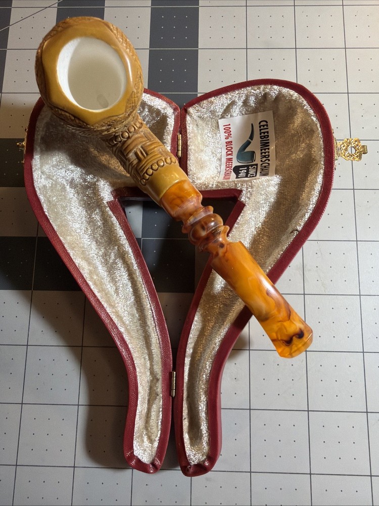 Hand Carved Meerschaum Pipe