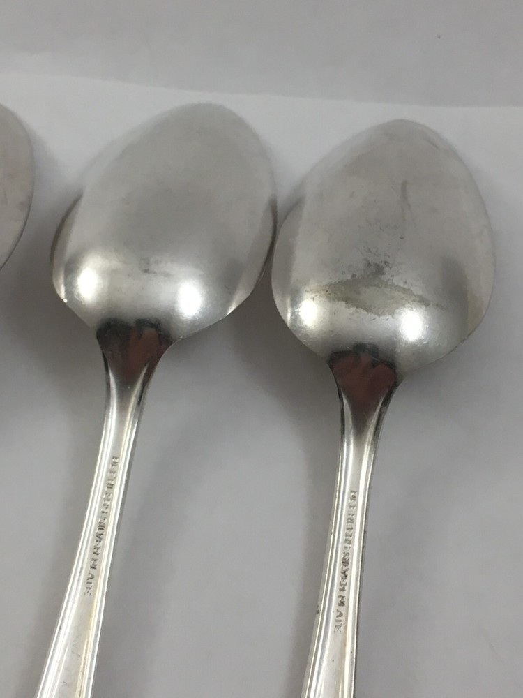 PEERLESS Silverplate ONEIDA BERKELEY 1929 Silverware 5 Teaspoons Flatware