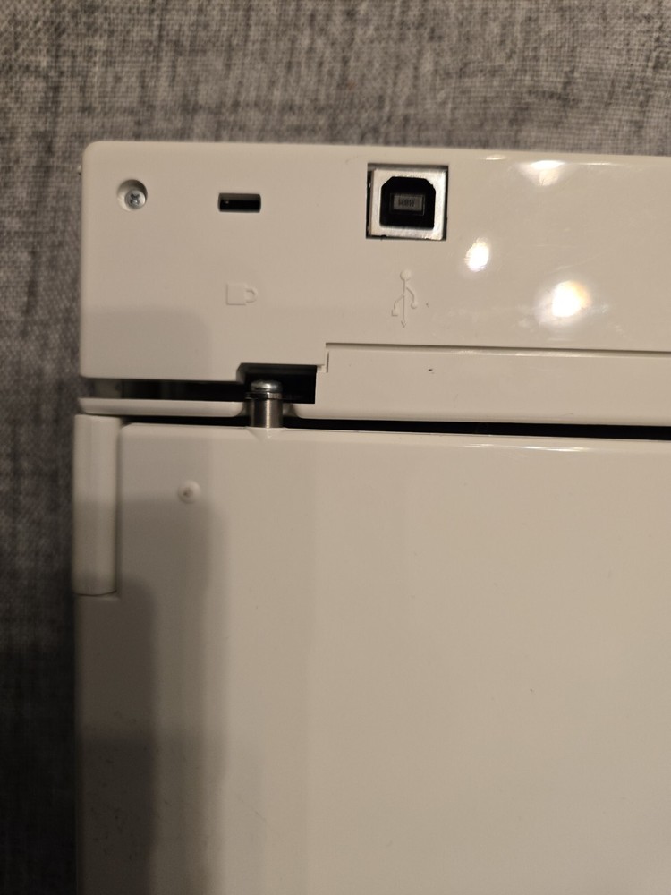 Elmo Digital Visual Presenter Notebook Document Camera W/ Travel Case, HV-110u