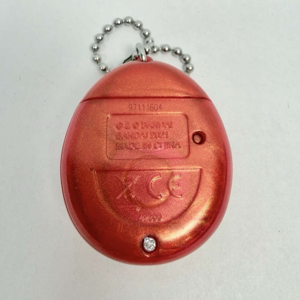 Tamagotchi Original 2021 Peach Fruit Shell Virtual Pet Tested Working