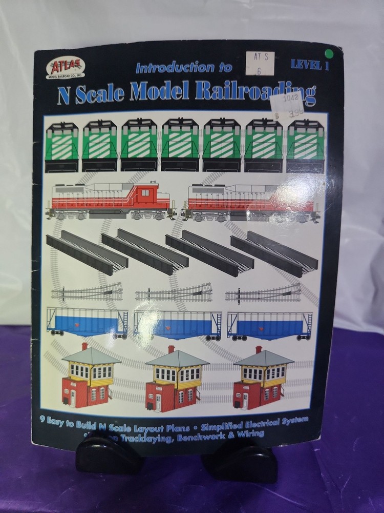 Atlas N Scale Model Railroading Layout Book Plans Level 1