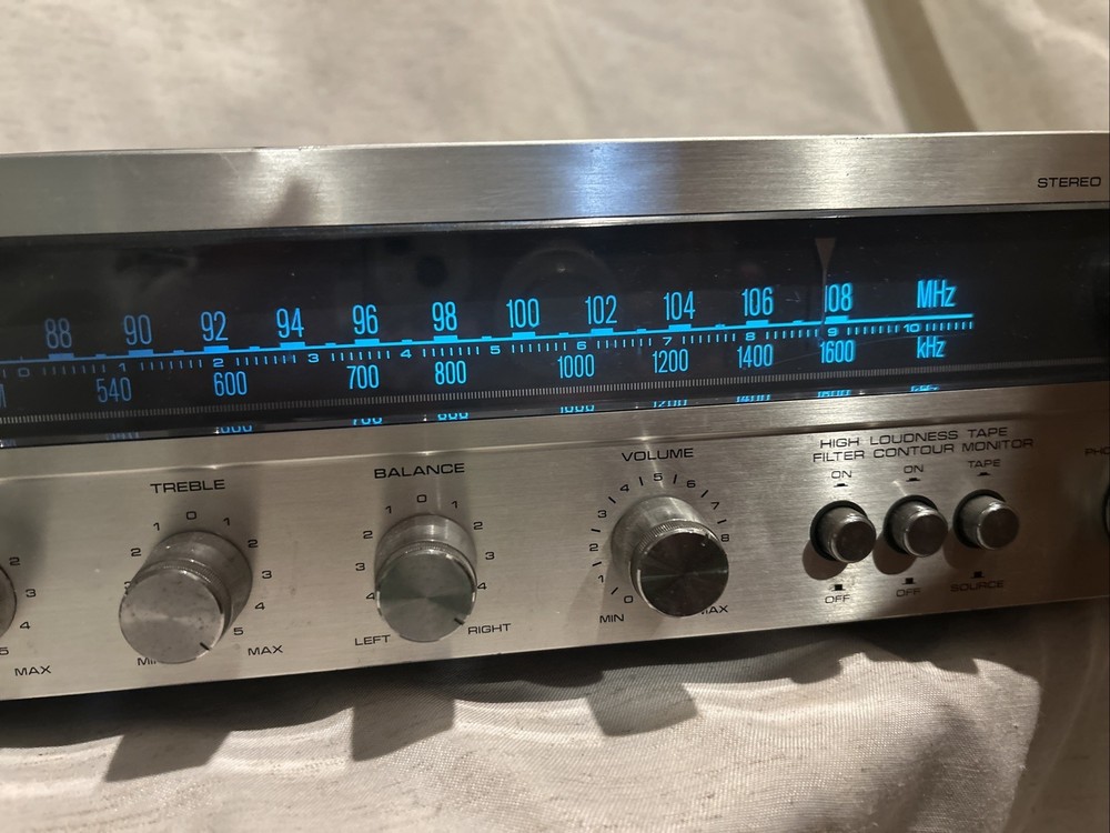 Fisher Stereo Receiver
