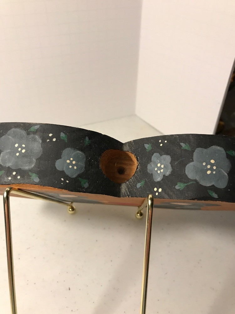 Handpainted Amish Candleholder Wood