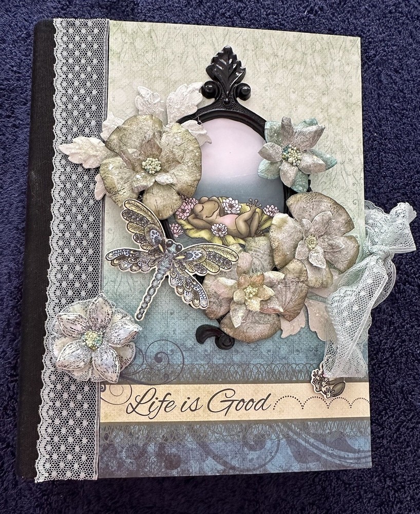 Heartfelt Creations Album Using Winking Frog Collection