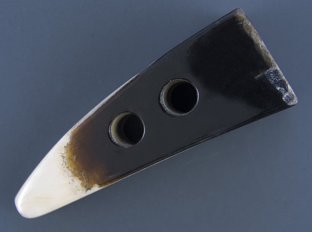 LARGE RUSTIC TOGGLE CLOTHING BUTTON FOR KNITTING & SEWING.