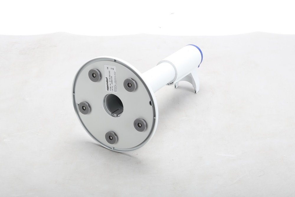 Eppendorf Repeater E3 1uL-50mL Electronic Pipette Repeater With Charging Stand
