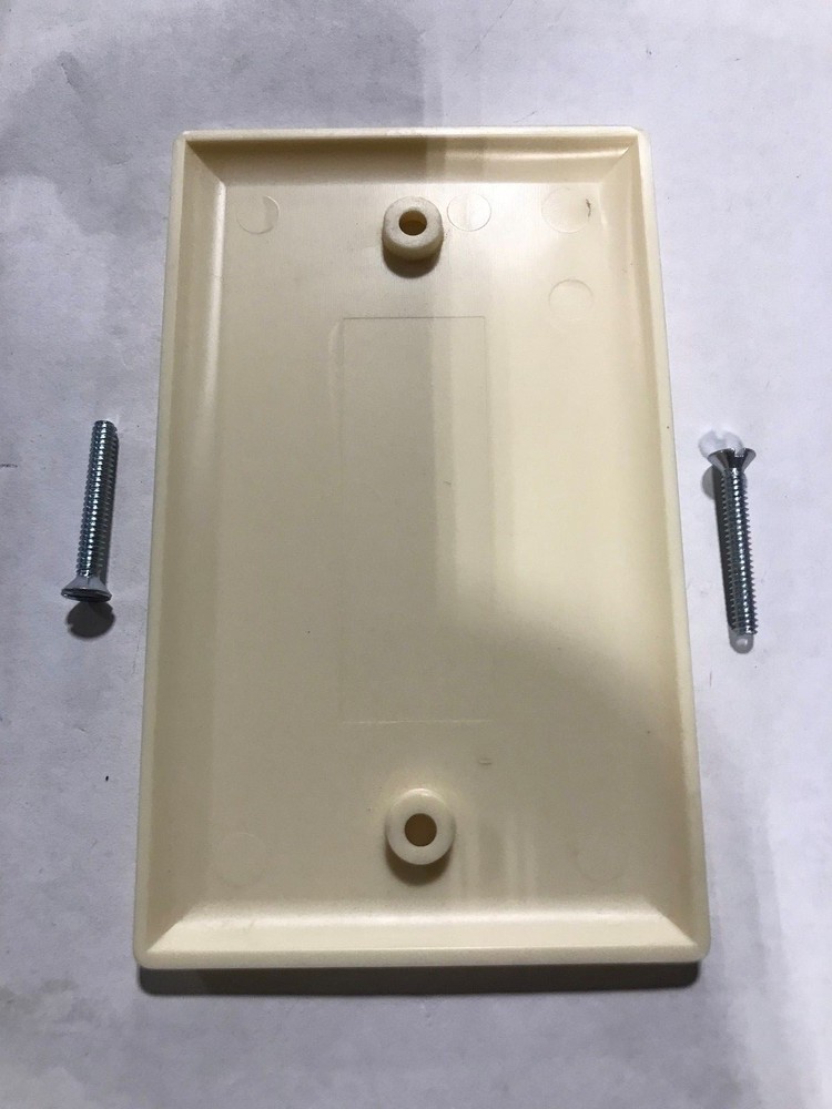 Steren 200-258IV Qty: 10