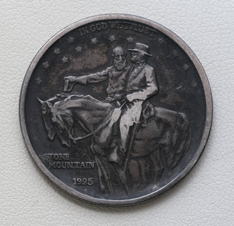1925 50C Stone Mountain Commemorative Silver Half Dollar /B9