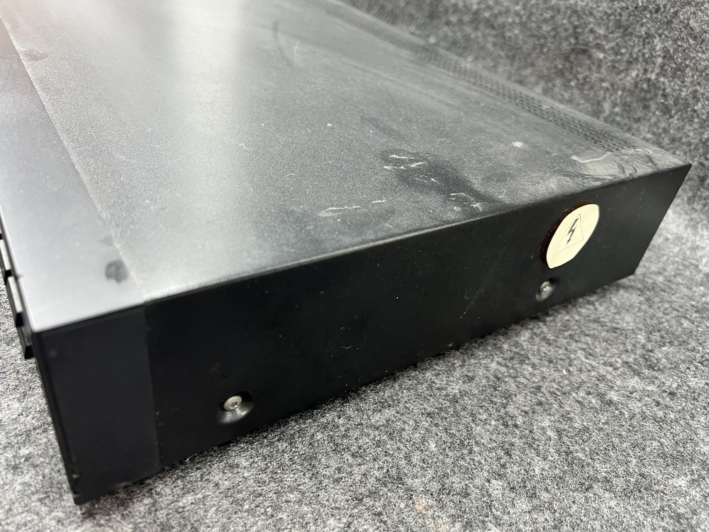 MAGNAVOX CDB-482 Compact Disc CD Player - Tested Powers On