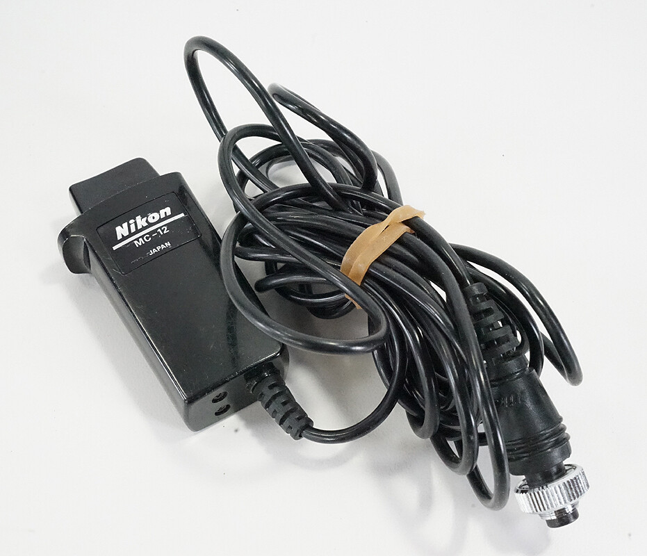 NIKON REMOTE CORD MC-12/220964